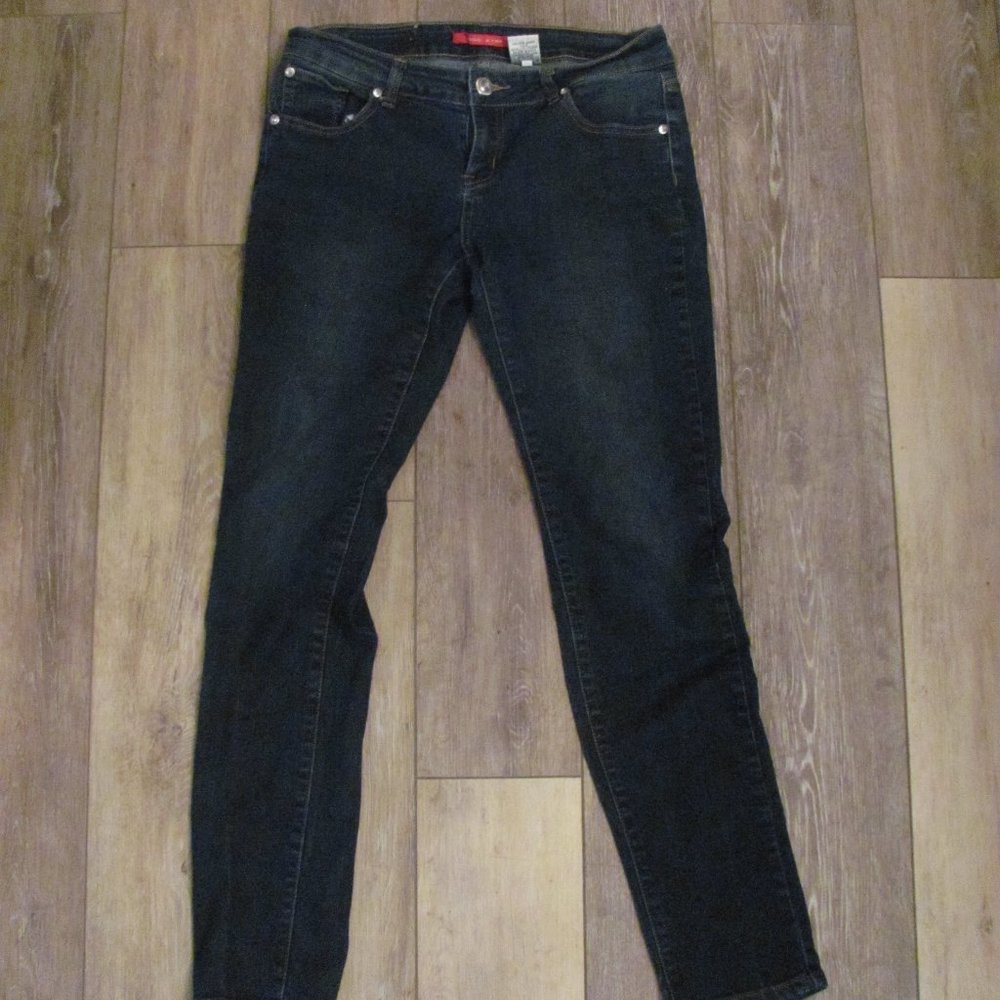 Gogo Star Skinny Jeans Size 11